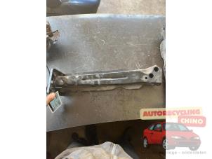 Gebruikte Subframe Fiat 500 (312) 1.4 16V Prijs € 25,00 Margeregeling aangeboden door Autorecycling Chino B.V.