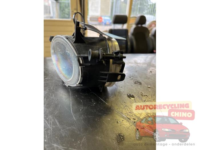 Mistlamp links-voor van een Opel Corsa D 1.2 16V 2013