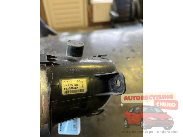 Mistlamp links-voor van een Opel Corsa D 1.2 16V 2013