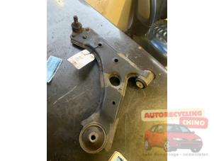 Gebruikte Draagarm links-voor Opel Corsa D 1.2 16V Prijs € 35,00 Margeregeling aangeboden door Autorecycling Chino B.V.