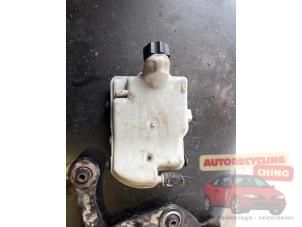 Gebruikte Expansievat Peugeot 206 CC (2D) 2.0 16V Prijs op aanvraag aangeboden door Autorecycling Chino B.V.