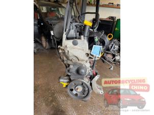 Gebruikte Motor Renault Twingo II (CN) 1.2 Prijs € 450,00 Margeregeling aangeboden door Autorecycling Chino B.V.