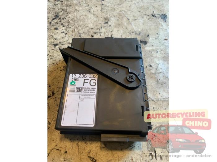 Gebruikte Computer Body Control Opel Meriva (A) 1.6 16V Prijs € 50,00 Margeregeling aangeboden door Autorecycling Chino B.V.