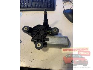 Gebruikte Ruitenwissermotor achter Fiat Idea (350AX) 1.4 Prijs € 25,00 Margeregeling aangeboden door Autorecycling Chino B.V.