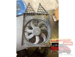 Gebruikte Radiateurfan Volkswagen Polo V (6R) 1.2 TSI Prijs € 40,00 Margeregeling aangeboden door Autorecycling Chino B.V.