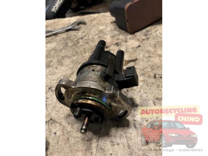 Gebruikte Ontsteking (compleet) Volkswagen Polo III (6N1) 1.6i 75 Prijs € 35,00 Margeregeling aangeboden door Autorecycling Chino B.V.