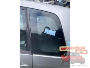 Gebruikte Driehoeks Ruit links-achter Ford Fusion 1.4 TDCi Prijs € 40,00 Margeregeling aangeboden door Autorecycling Chino B.V.