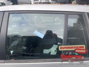 Gebruikte Deurruit 4Deurs links-achter Ford Fusion 1.4 TDCi Prijs € 40,00 Margeregeling aangeboden door Autorecycling Chino B.V.