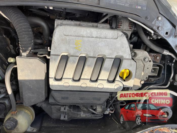 Gebruikte Motor Renault Clio II (BB/CB) 1.4 16V Prijs € 350,00 Margeregeling aangeboden door Autorecycling Chino B.V.