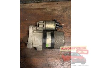 Gebruikte Startmotor Renault Clio II (BB/CB) 1.4 16V Prijs € 35,00 Margeregeling aangeboden door Autorecycling Chino B.V.