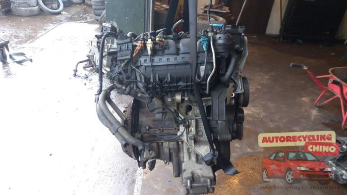 Motor van een Alfa Romeo 156 (932) 1.8 Twin Spark 16V 2002
