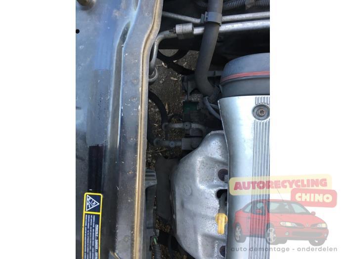 Motor van een Alfa Romeo 156 (932) 1.8 Twin Spark 16V 2002