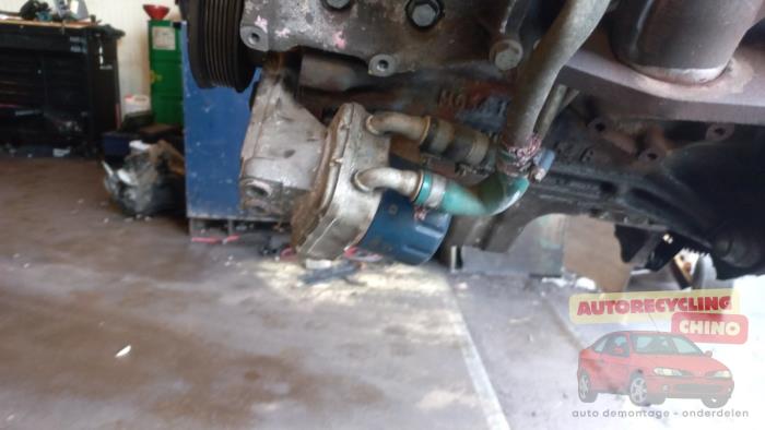 Motor van een Alfa Romeo 156 (932) 1.8 Twin Spark 16V 2002
