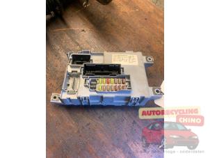 Gebruikte Zekeringkast Fiat Punto Evo (199) 1.4 Prijs € 40,00 Margeregeling aangeboden door Autorecycling Chino B.V.