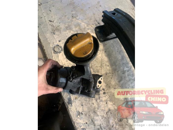 Oliekoeler van een Abarth Punto Evo 1.4 T-Jet 16V Esse Esse 2011