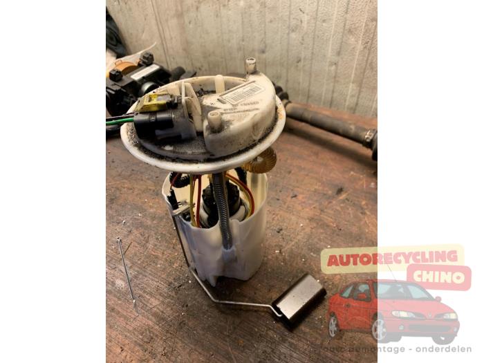 Gebruikte Dieselpomp Citroen Nemo (AA) 1.3 HDi 75 Prijs € 50,00 Margeregeling aangeboden door Autorecycling Chino B.V.