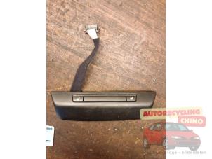 Gebruikte Schakelaar Stoelverwarming BMW 1 serie (E87/87N) 116i 1.6 16V Prijs € 20,00 Margeregeling aangeboden door Autorecycling Chino B.V.