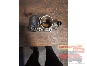 Gebruikte Gasklephuis Toyota Auris (E15) 2.0 D-4D-F 16V Prijs € 40,00 Margeregeling aangeboden door Autorecycling Chino B.V.