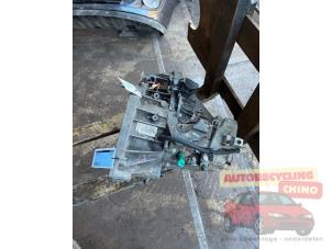 Gebruikte Versnellingsbak Renault Megane III Grandtour (KZ) 1.2 16V TCE 115 Prijs € 400,00 Margeregeling aangeboden door Autorecycling Chino B.V.