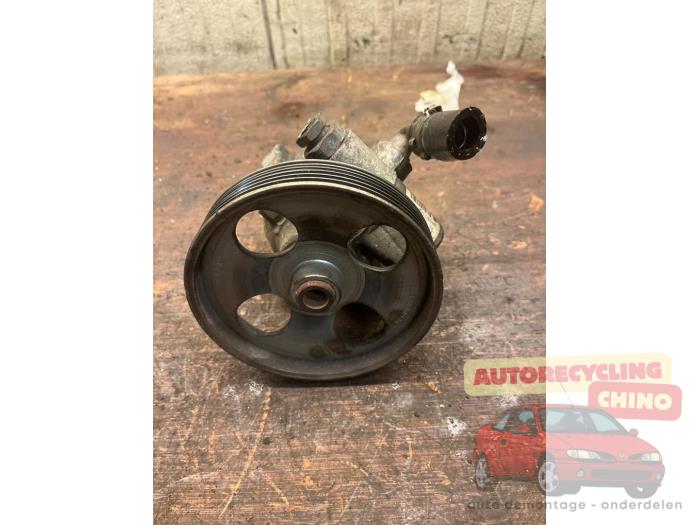 Gebruikte Pomp Servo Citroen Berlingo 1.6 HDI 16V 75 Prijs € 35,00 Margeregeling aangeboden door Autorecycling Chino B.V.