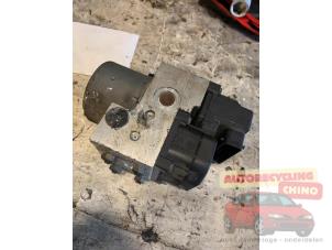 Gebruikte ABS Pomp Alfa Romeo 156 (932) 1.8 Twin Spark 16V Prijs € 65,00 Margeregeling aangeboden door Autorecycling Chino B.V.