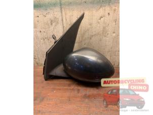 Gebruikte Spiegel Buiten links Toyota Aygo (B10) 1.0 12V VVT-i Prijs € 35,00 Margeregeling aangeboden door Autorecycling Chino B.V.