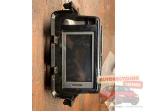 Gebruikte Display Interieur Renault Megane III Grandtour (KZ) 1.2 16V TCE 115 Prijs € 80,00 Margeregeling aangeboden door Autorecycling Chino B.V.