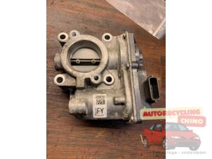 Gebruikte Gasklephuis Renault Megane III Grandtour (KZ) 1.2 16V TCE 115 Prijs € 40,00 Margeregeling aangeboden door Autorecycling Chino B.V.