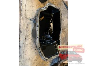 Gebruikte Carterpan Renault Laguna III Estate (KT) 2.0 16V Prijs € 50,00 Margeregeling aangeboden door Autorecycling Chino B.V.