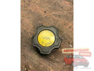 Gebruikte Oliedop Suzuki Wagon-R+ (RB) 1.3 16V Prijs € 10,00 Margeregeling aangeboden door Autorecycling Chino B.V.