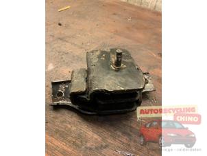 Gebruikte Motorrubber Subaru Forester (SF) 2.0 16V Prijs € 15,00 Margeregeling aangeboden door Autorecycling Chino B.V.