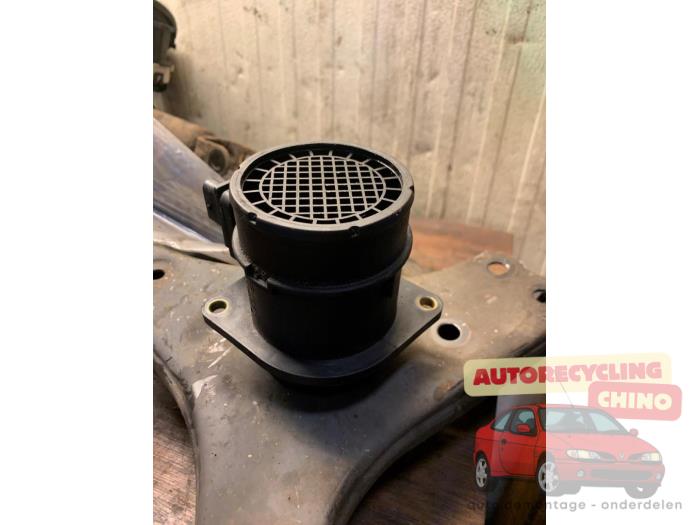 Gebruikte Luchtmassameter Hyundai i30 (FD) 1.6 CRDi 16V VGT HP Prijs € 25,00 Margeregeling aangeboden door Autorecycling Chino B.V.