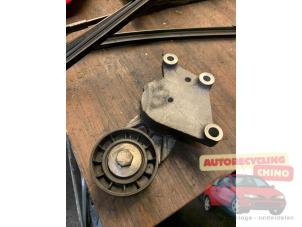 Gebruikte Spanrol Multiriem Volvo C30 (EK/MK) 1.6 D 16V Prijs € 10,00 Margeregeling aangeboden door Autorecycling Chino B.V.