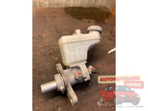 Gebruikte Hoofdremcilinder Opel Agila (B) 1.2 16V Prijs € 25,00 Margeregeling aangeboden door Autorecycling Chino B.V.
