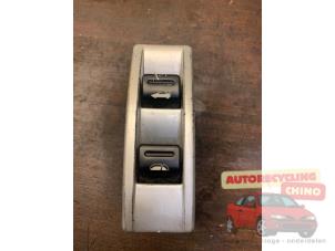 Gebruikte Cabriodak Bediening Peugeot 307 CC (3B) 2.0 16V Prijs € 70,00 Margeregeling aangeboden door Autorecycling Chino B.V.