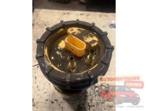 Gebruikte Dieselpomp Volkswagen Transporter T5 1.9 TDi Prijs € 35,00 Margeregeling aangeboden door Autorecycling Chino B.V.