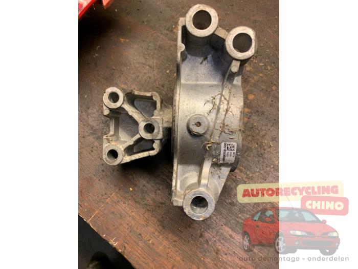 Gebruikte Motorsteun Fiat Fiorino (225) 1.3 JTD 16V Multijet Prijs € 25,00 Margeregeling aangeboden door Autorecycling Chino B.V.