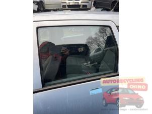 Gebruikte Portierruit 4Deurs links-achter Mitsubishi Colt (Z2/Z3) 1.3 16V Prijs € 40,00 Margeregeling aangeboden door Autorecycling Chino B.V.