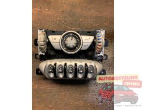 Gebruikte Elektrisch Raam Schakelaar Mini Mini (R56) 1.6 16V Cooper Prijs € 50,00 Margeregeling aangeboden door Autorecycling Chino B.V.