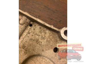 Subframe van een Volkswagen Golf Plus (5M1/1KP) 1.4 16V 2005