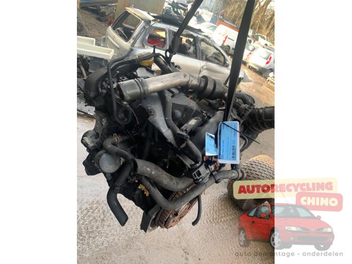 Gebruikte Motor Renault Kangoo Express (FW) 1.5 dCi 85 Prijs € 500,00 Margeregeling aangeboden door Autorecycling Chino B.V.