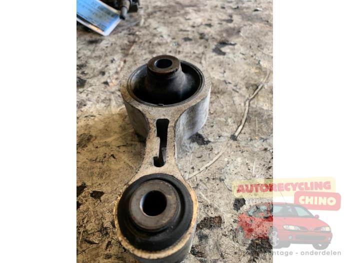 Gebruikte Motorrubber Mazda 6 Sportbreak (GY19/89) 1.8i 16V Prijs € 25,00 Margeregeling aangeboden door Autorecycling Chino B.V.