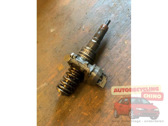 Gebruikte Verstuiver (diesel) Volkswagen Caddy III (2KA,2KH,2CA,2CH) 2.0 SDI Prijs € 120,00 Margeregeling aangeboden door Autorecycling Chino B.V.