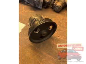 Gebruikte Pomp Servo Renault Kangoo Express (FC) 1.5 dCi 60 Prijs € 35,00 Margeregeling aangeboden door Autorecycling Chino B.V.