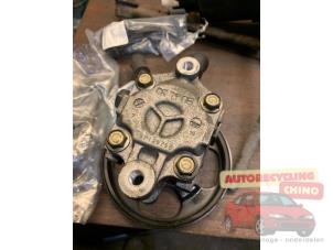 Gebruikte Servopomp Mitsubishi Lancer Wagon (CS/CT) 1.6 16V Prijs € 35,00 Margeregeling aangeboden door Autorecycling Chino B.V.