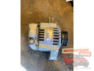 Gebruikte Dynamo Daihatsu Sirion/Storia (M1) 1.0 12V DVVT Prijs € 40,00 Margeregeling aangeboden door Autorecycling Chino B.V.