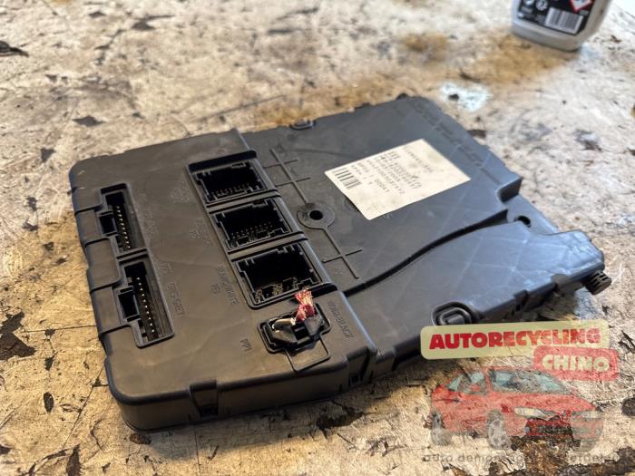 Gebruikte Computer Body Control Renault Megane II (BM/CM) 1.6 16V Autom. Prijs € 50,00 Margeregeling aangeboden door Autorecycling Chino B.V.