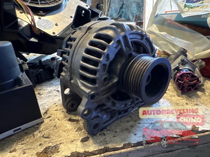 Gebruikte Dynamo Audi A3 (8L1) 1.6 Prijs € 60,00 Margeregeling aangeboden door Autorecycling Chino B.V.