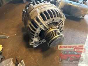 Gebruikte Alternator Volkswagen Transporter T5 1.9 TDi Prijs € 75,00 Margeregeling aangeboden door Autorecycling Chino B.V.