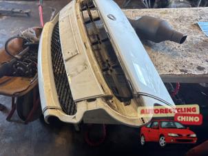 Gebruikte Grille Smart Forfour (454) 1.0 12V Prijs € 75,00 Margeregeling aangeboden door Autorecycling Chino B.V.